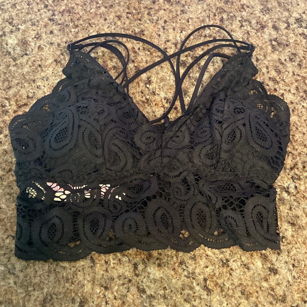 NWT Victoria’s Secret Black Lace bralette